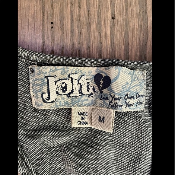 ✨ 3 items for 15% off bundle ✨ Jean material jump suit in brand new condition - Picture 4 of 4